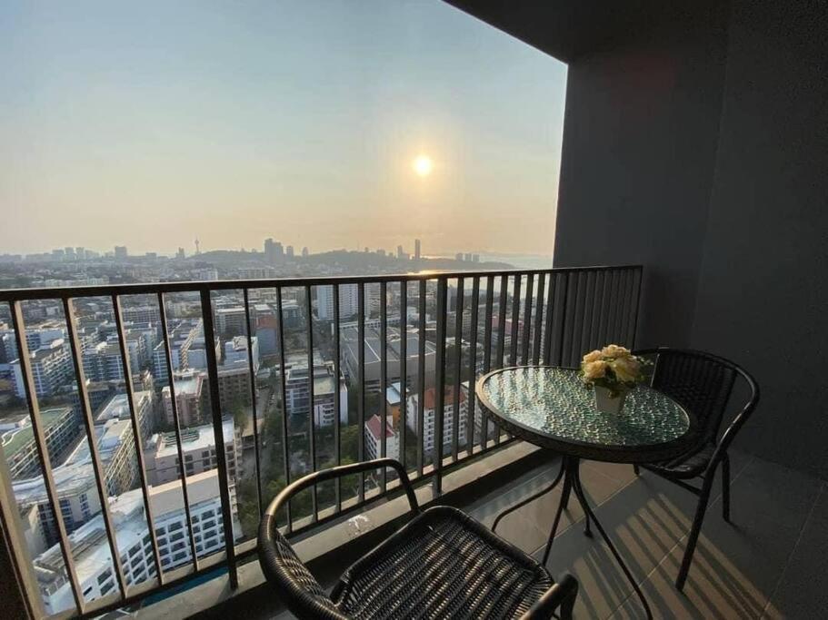 The Base Central Pattaya 2Bed King&Queen Sky Seaview & Infinity Pool Eksteriør billede